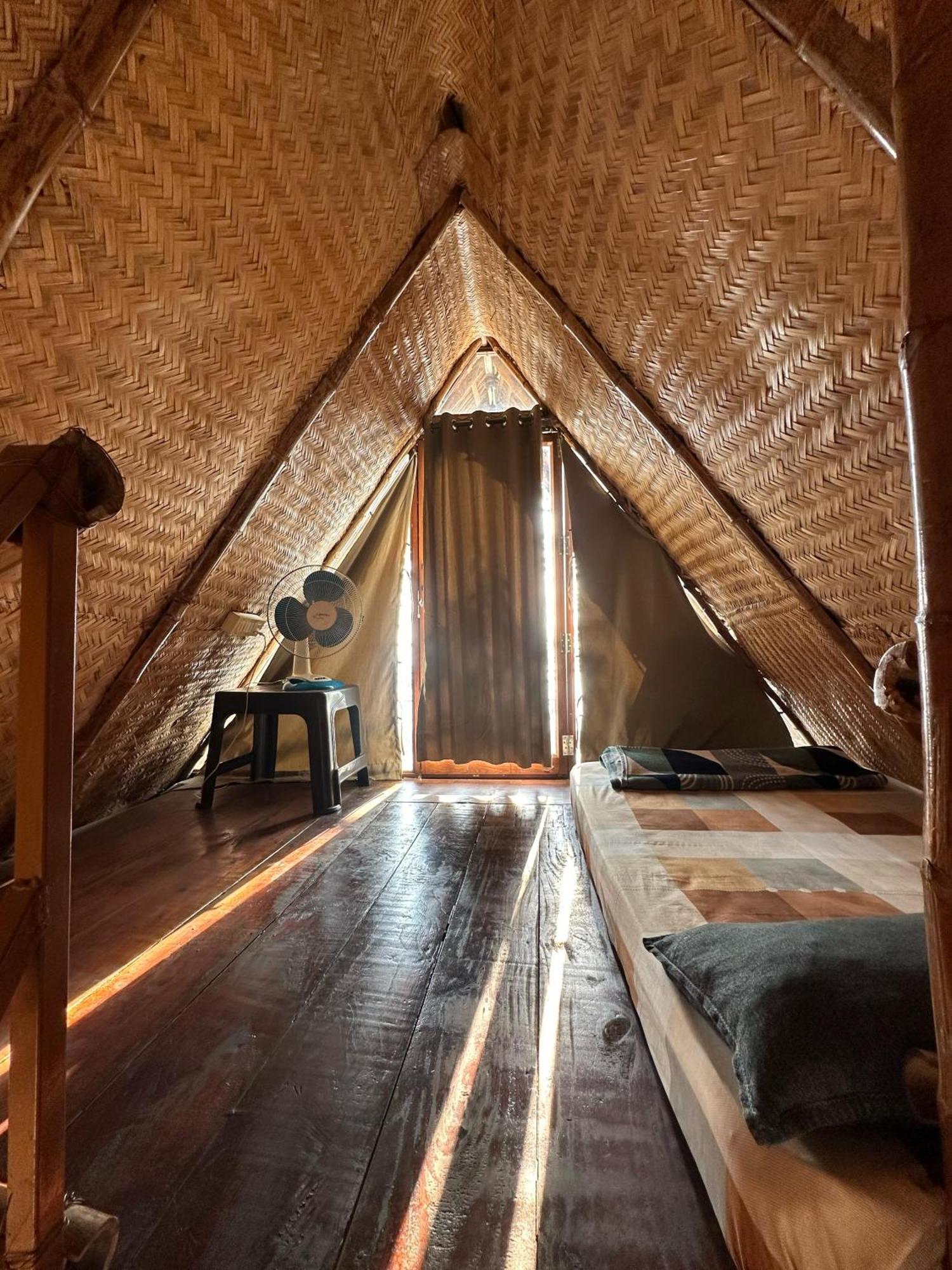 Sunset Valley Kerala Pool Resort - Serene Natural Forest Cottage Stay In Idukki With Sunrise & Sunset Panoramas, Natural Streams & Tranquil Summer Evenings Pīrmed Exterior foto